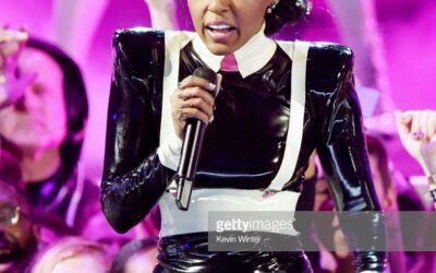 Grammys Performace: Janelle Monae